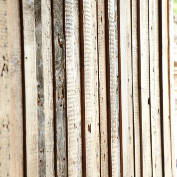 wide range of cladding panels crafted from reclaimed timbers for domestic or commercial interiors. We help yo make your design ideas a reality with a range of engineering solutions to reduce weight and hide wall fixings