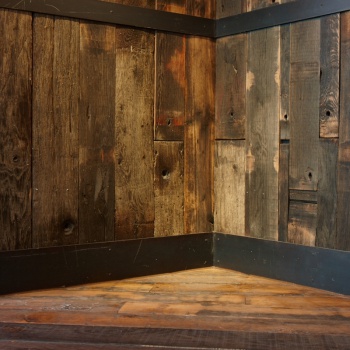 wide range of cladding panels crafted from reclaimed timbers for domestic or commercial interiors. We help yo make your design ideas a reality with a range of engineering solutions to reduce weight and hide wall fixings